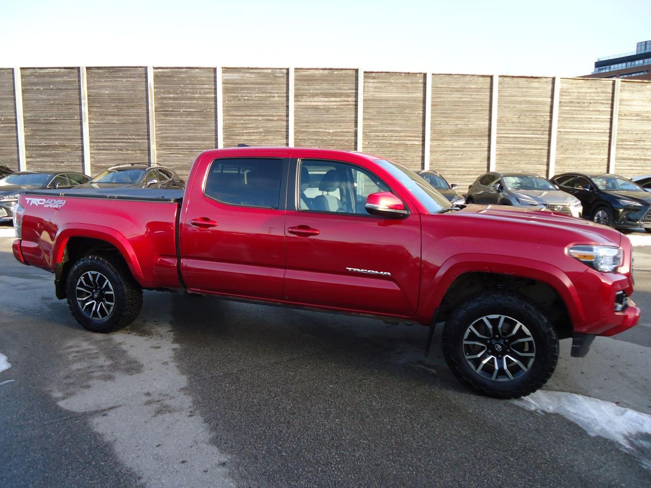 2023 Toyota Tacoma 4x4 Double Cab Auto - Photo #3