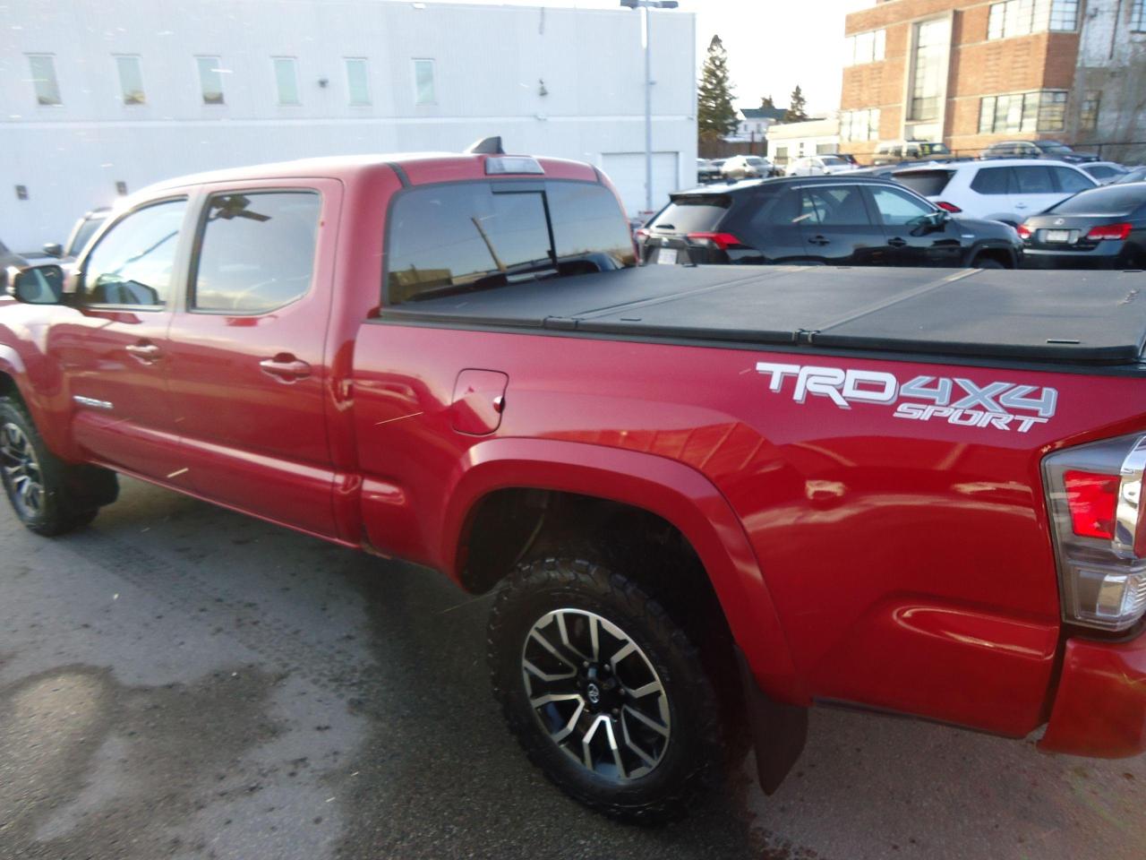 2023 Toyota Tacoma 4x4 Double Cab Auto - Photo #4