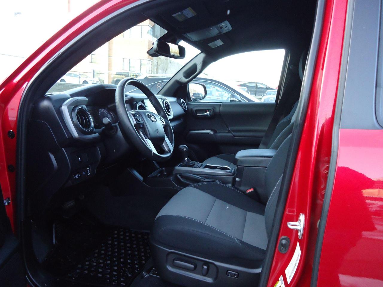 2023 Toyota Tacoma 4x4 Double Cab Auto - Photo #6