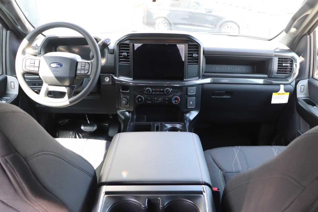 2025 Ford F-150 STX 4WD SuperCrew 5.5' Box Photo5