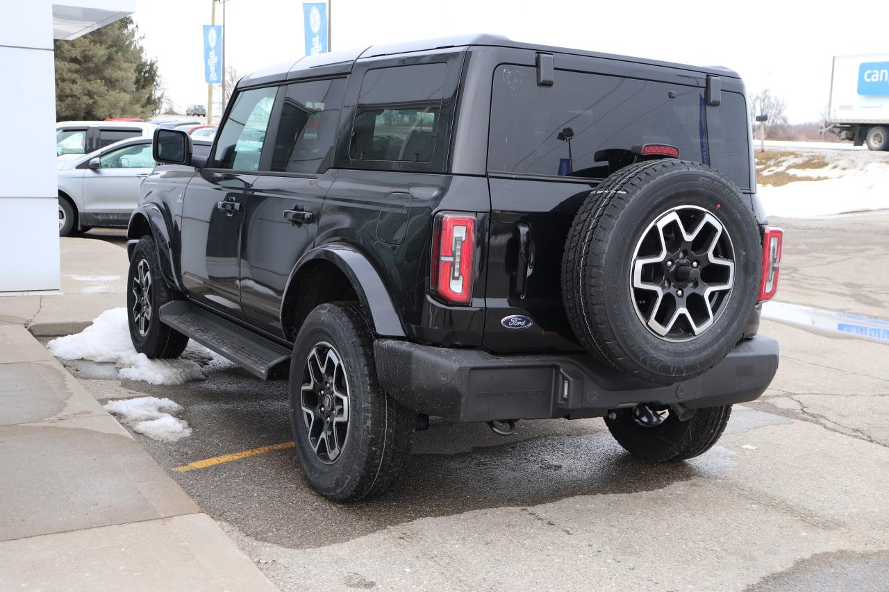 2025 Ford Bronco OUTER BANKS 4 DOOR 4X4 Photo