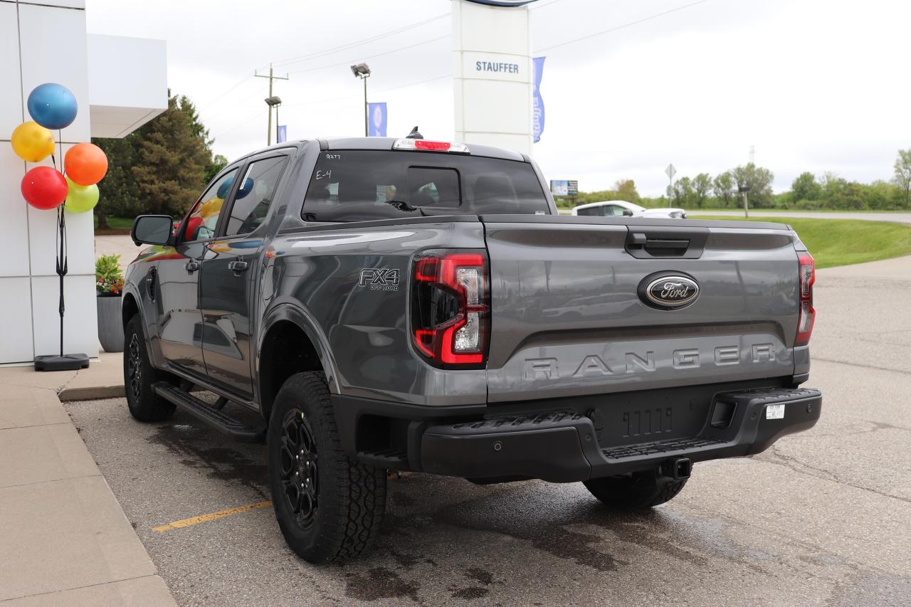 2025 Ford Ranger LARIAT 4WD SuperCrew 5' Box Photo3