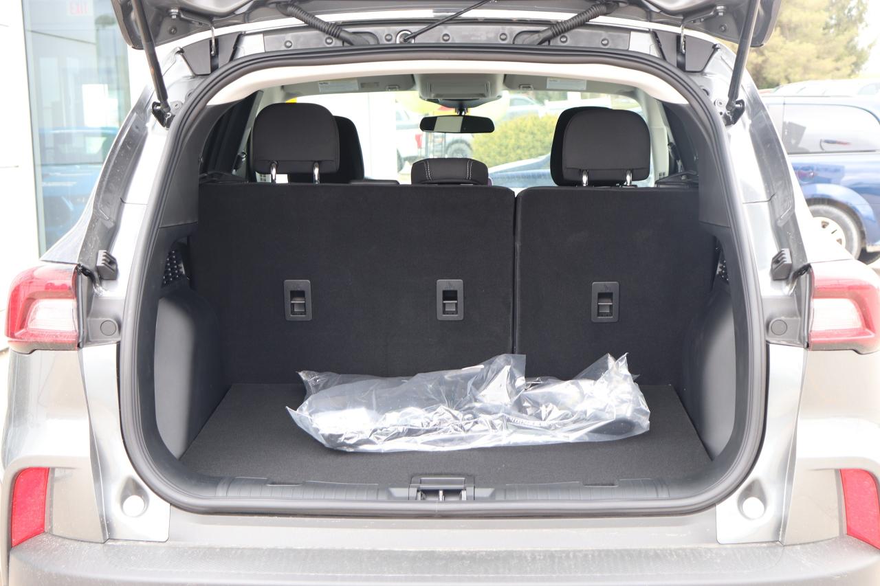 2025 Ford Escape Active AWD Photo5