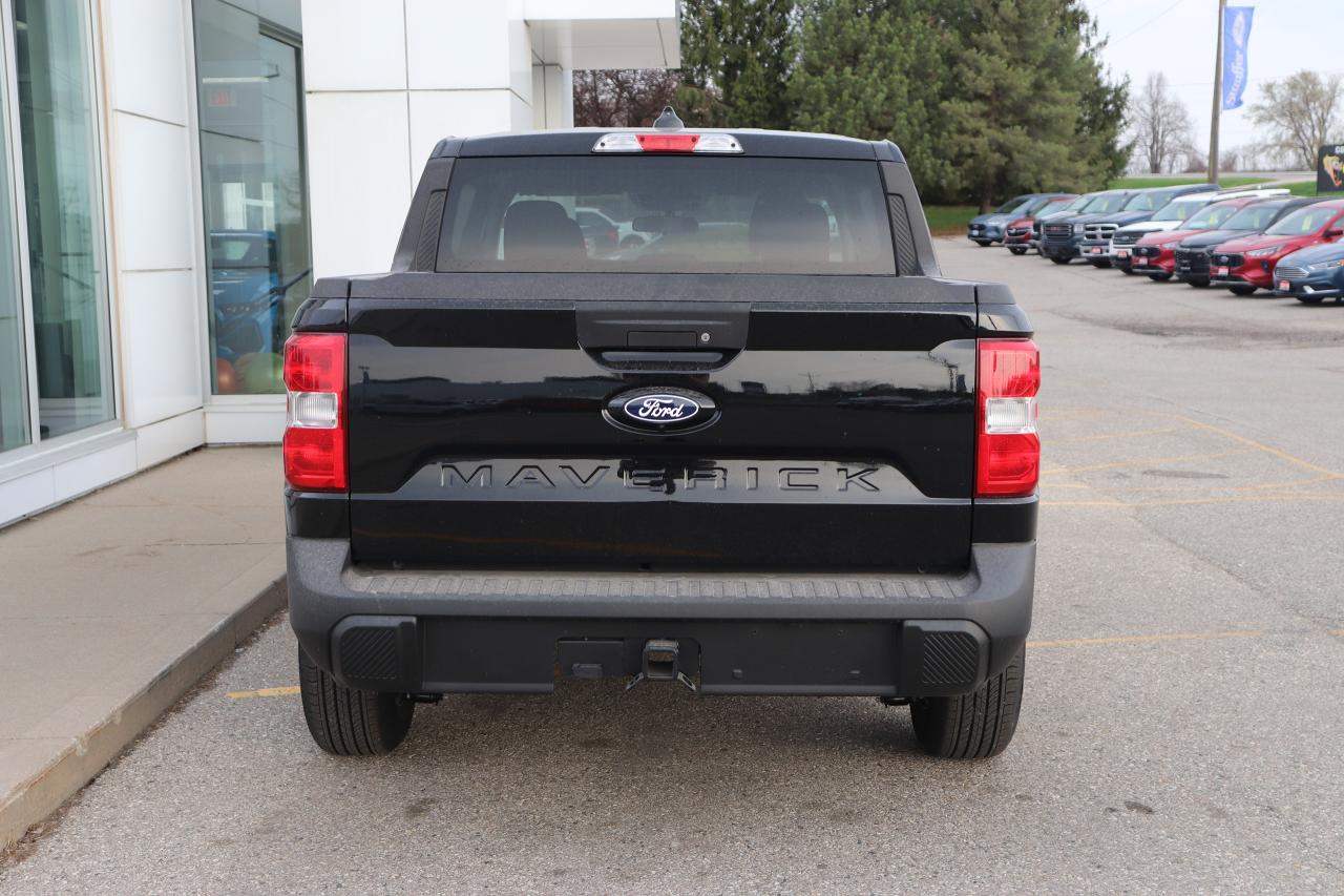 2025 Ford Maverick XL FWD SUPERCREW Photo