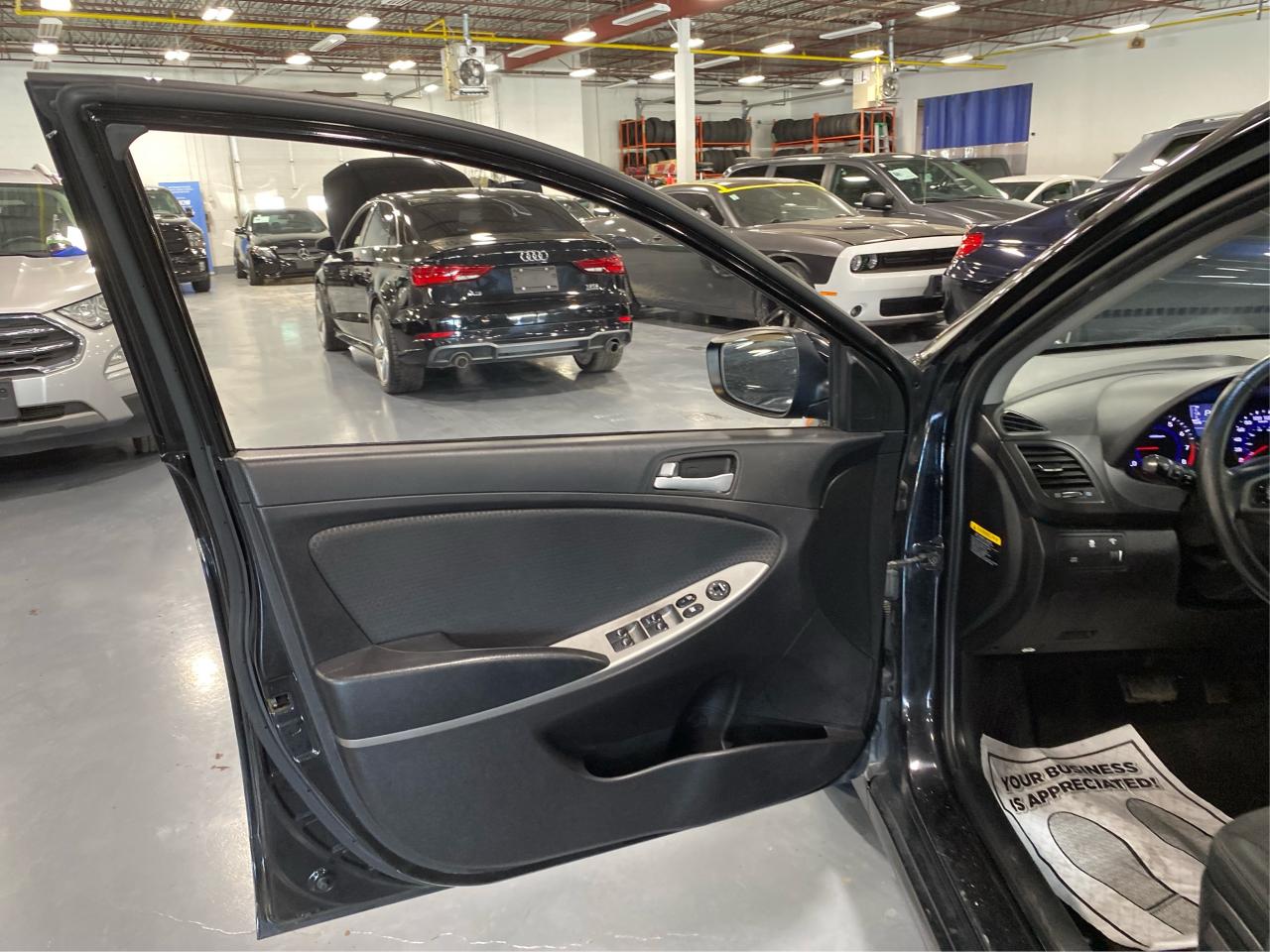 2016 Hyundai Accent GLS Photo