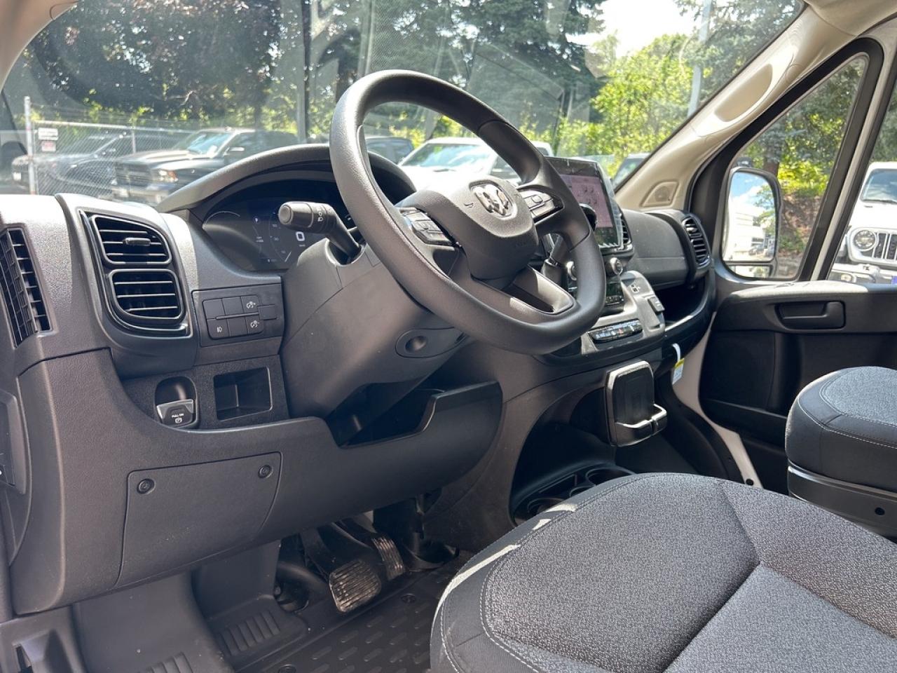 2024 RAM 2500 ProMaster High Roof DEMO|LINEXI10'CARGO|$187/WK|10'NAV|KEYLESSAAC Photo