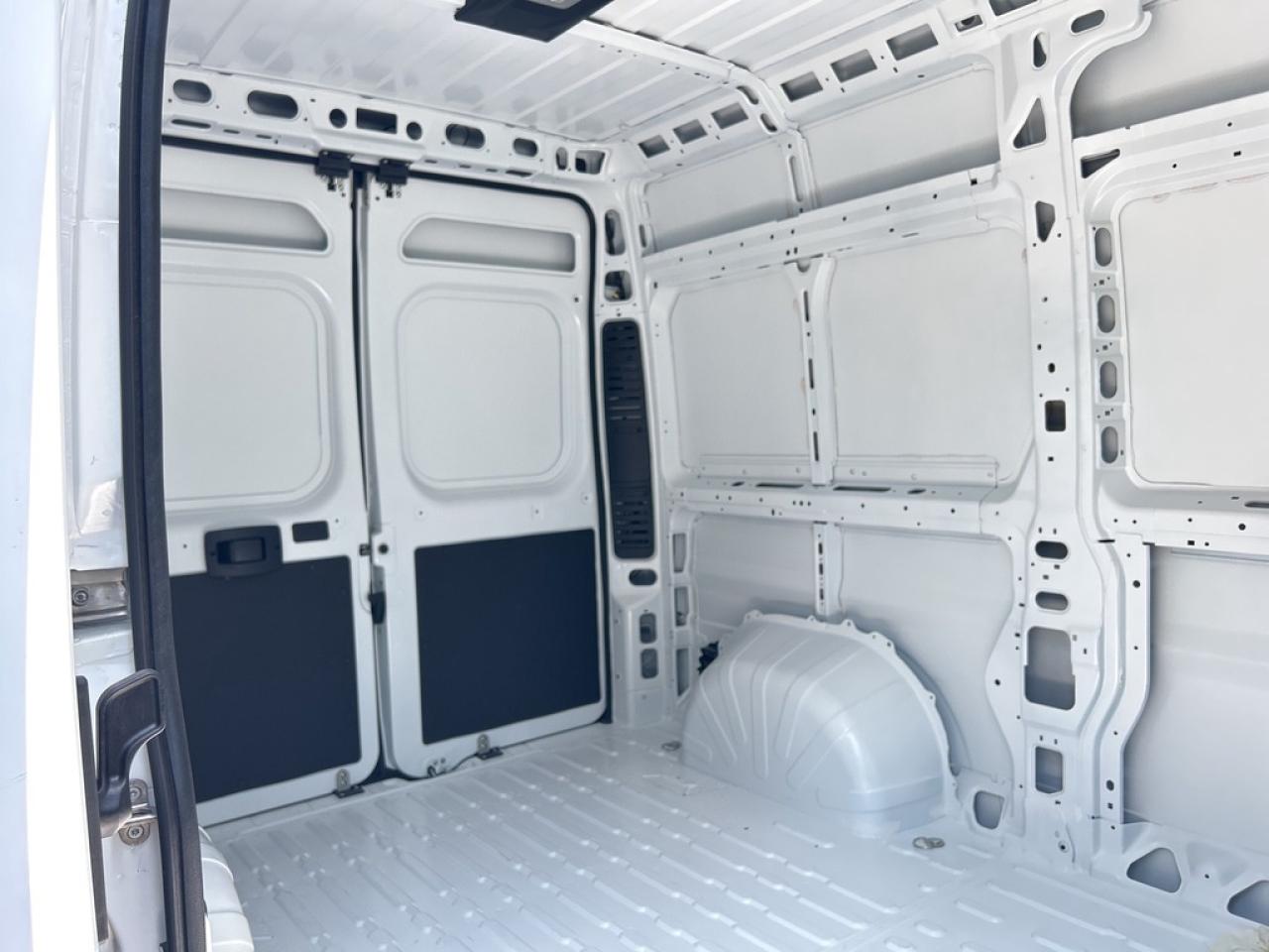 2024 RAM 2500 ProMaster High Roof DEMO|LINEXI10'CARGO|$187/WK|10'NAV|KEYLESSAAC Photo