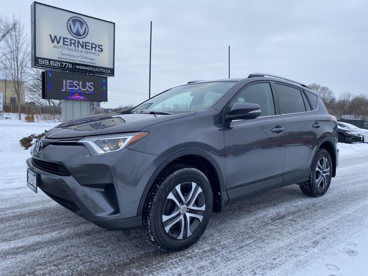 Used 2016 Toyota RAV4 LE AWD for sale in Cambridge, ON