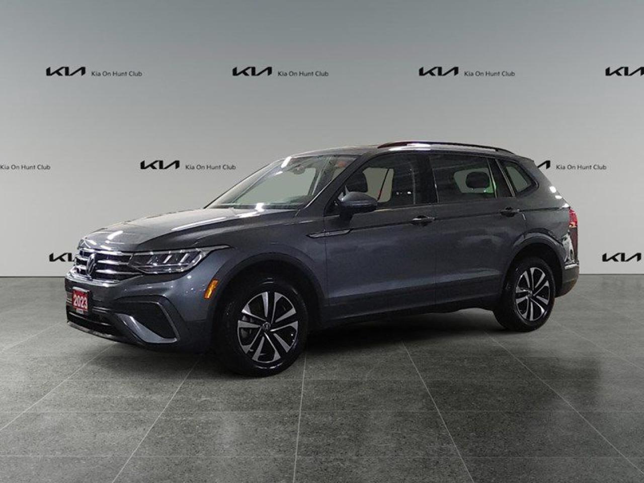 Used 2023 Volkswagen Tiguan Trendline 4Motion for sale in Nepean, ON