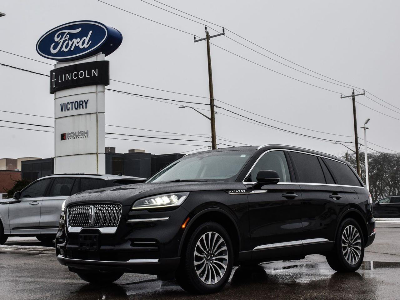 Used 2023 Lincoln Aviator Reserve Panoroof | 7 Seater | 2nd Row Bench | for sale in Chatham, ON