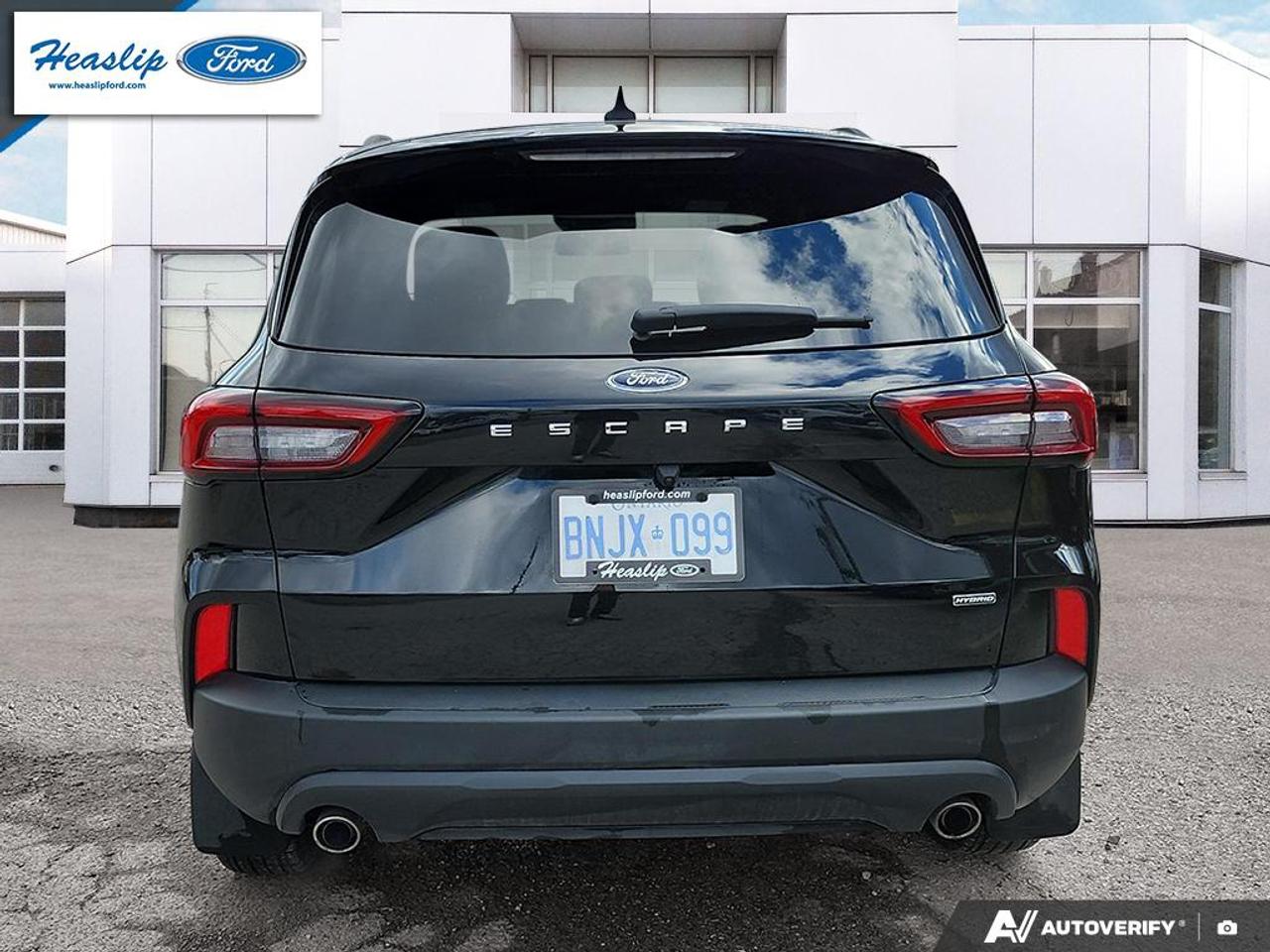 2025 Ford Escape ST-Line Photo