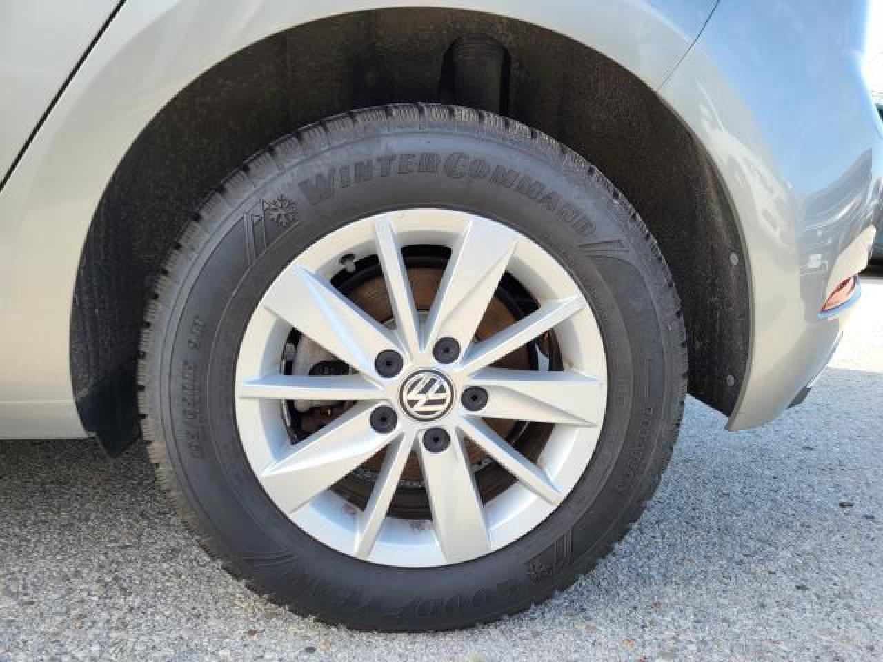 2018 Volkswagen Golf TRENDLINE Photo16