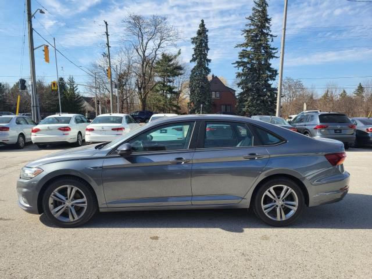 2019 Volkswagen Jetta RLINE Photo6