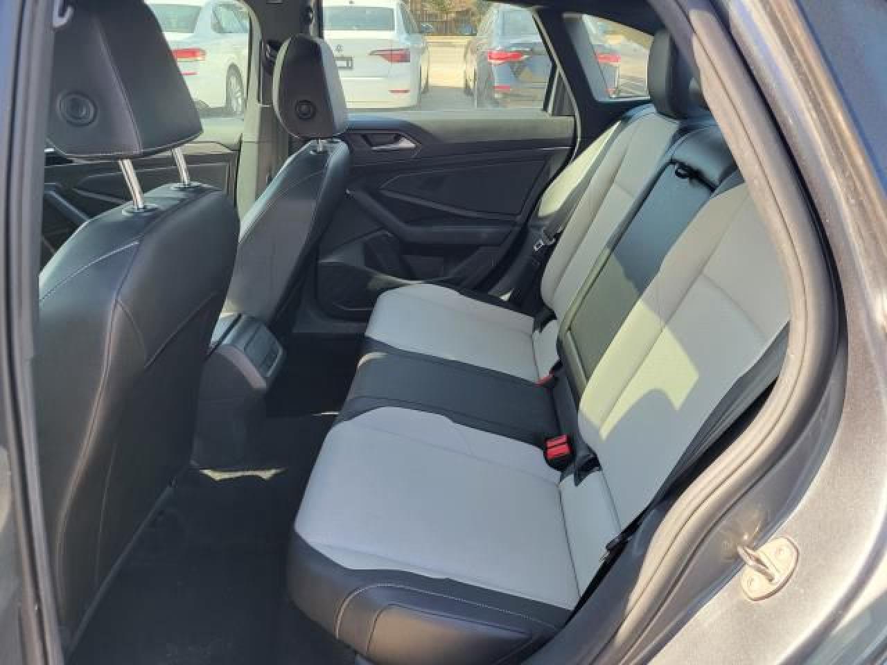 2019 Volkswagen Jetta RLINE Photo19