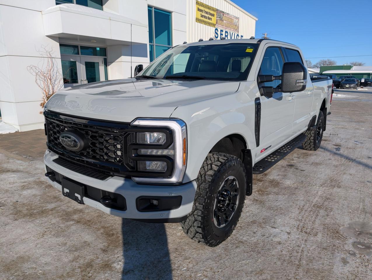 2025 Ford F-350 Super Duty SRW Lariat Photo