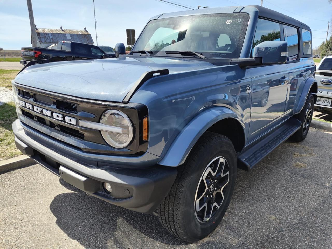 New 2025 Ford Bronco Outer Banks for sale in Pembroke, ON