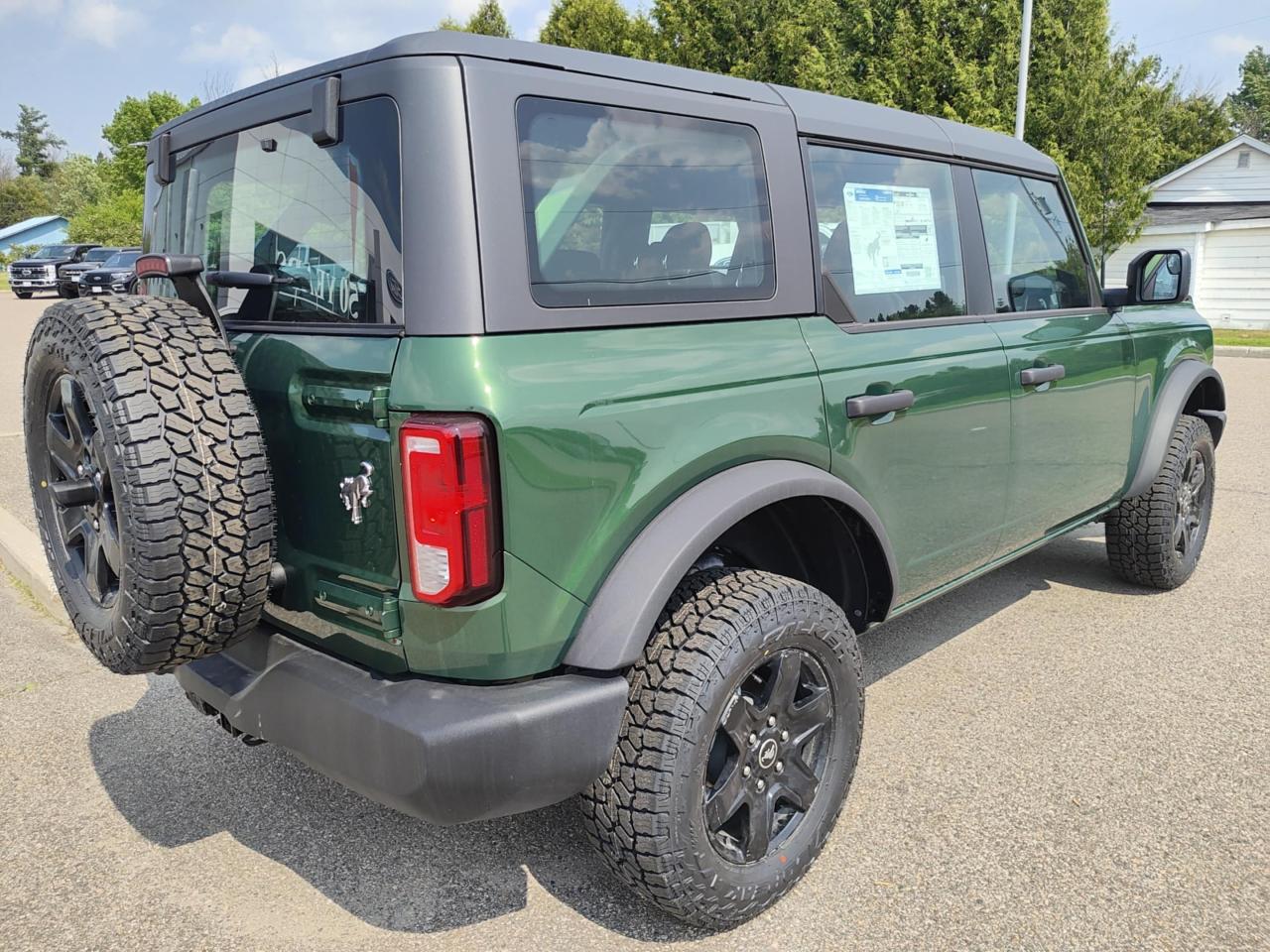 2025 Ford Bronco Base