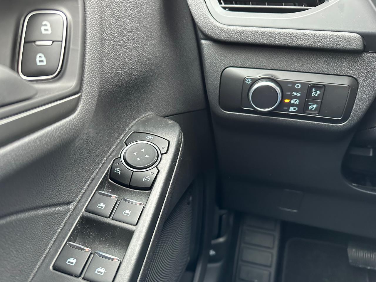2025 Ford Escape ACTIVE AWD 200A Photo5