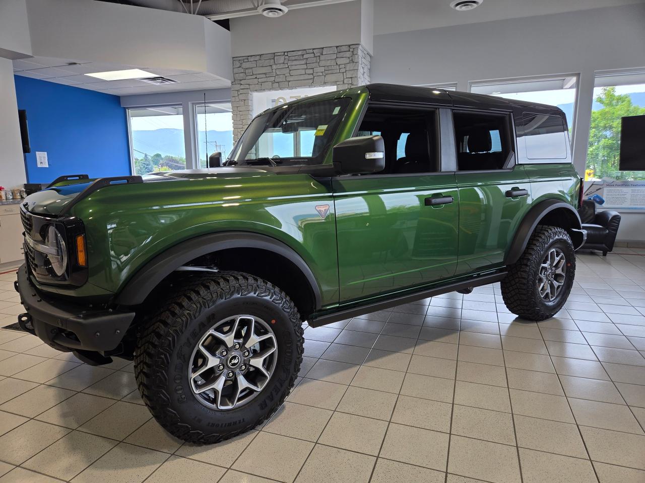 New 2025 Ford Bronco Badlands for sale in Salmon Arm, BC