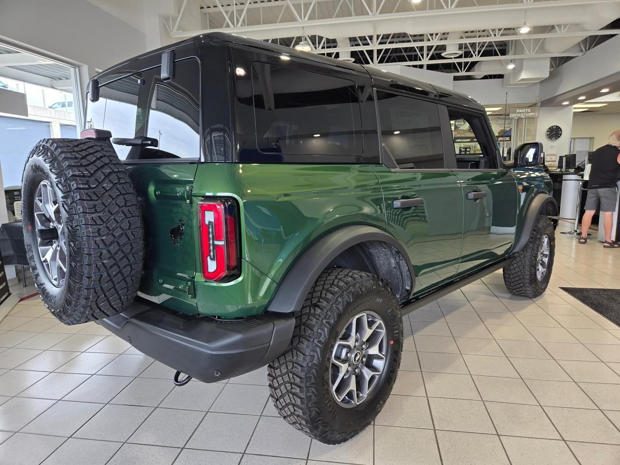 2025 Ford Bronco Badlands Photo5