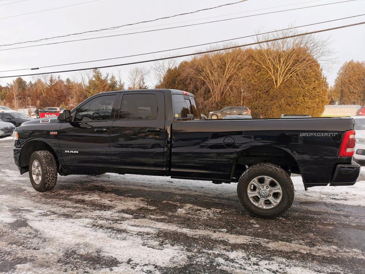 2022 RAM 2500 Tradesman  LWB - Photo #2