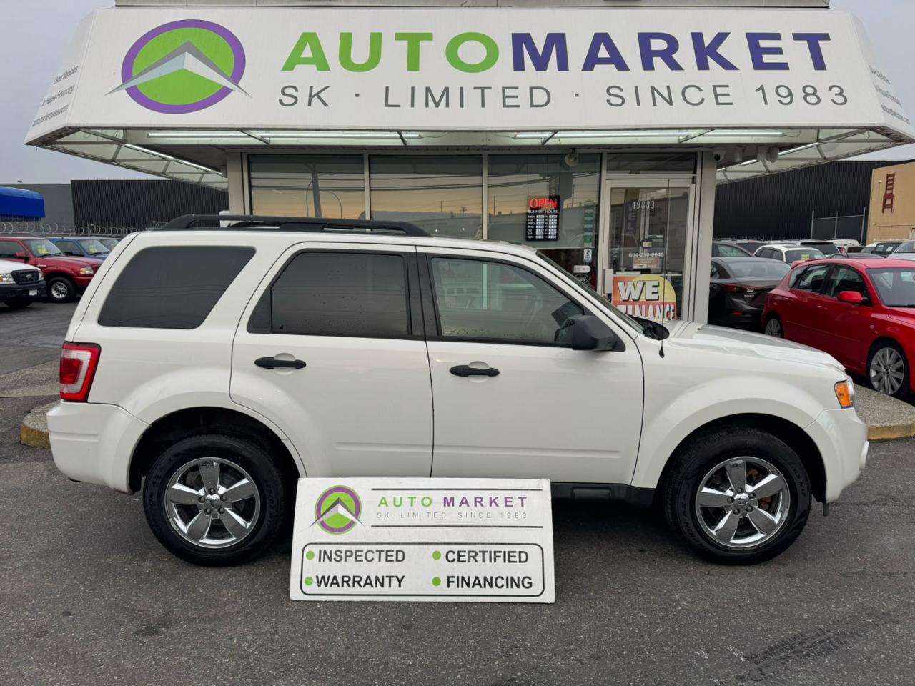 Used 2011 Ford Escape XLT FWD LEATHER SUNRROF BLUETOOTH INSPECTED W/BCAA MBRSHP & WRNTY for sale in Langley, BC