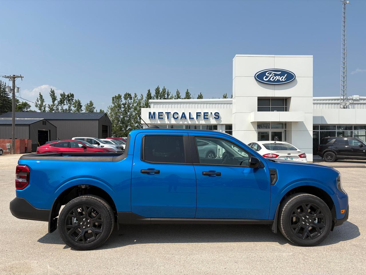 New 2025 Ford Maverick XLT AWD SuperCrew for sale in Treherne, MB