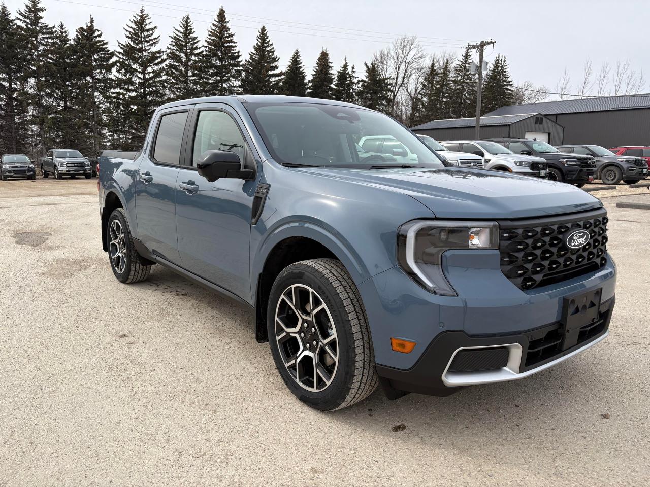 2025 Ford Maverick Lariat AWD SuperCrew Photo5