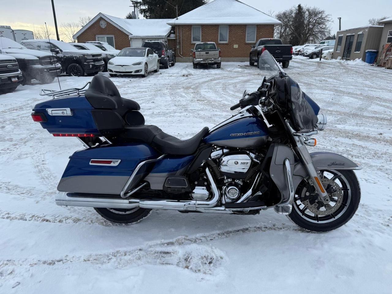 2017 Harley-Davidson FLHTK Electra Glide Ultra Limited 107 CI, EXHAUST, NAVI, MANY UPGRADES, LOADED - Photo #6