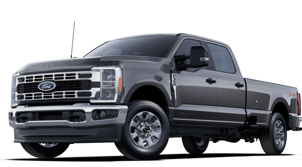 New 2025 Ford F-350 4X4 CREW CAB PICKUP/ for sale in Salmon Arm, BC