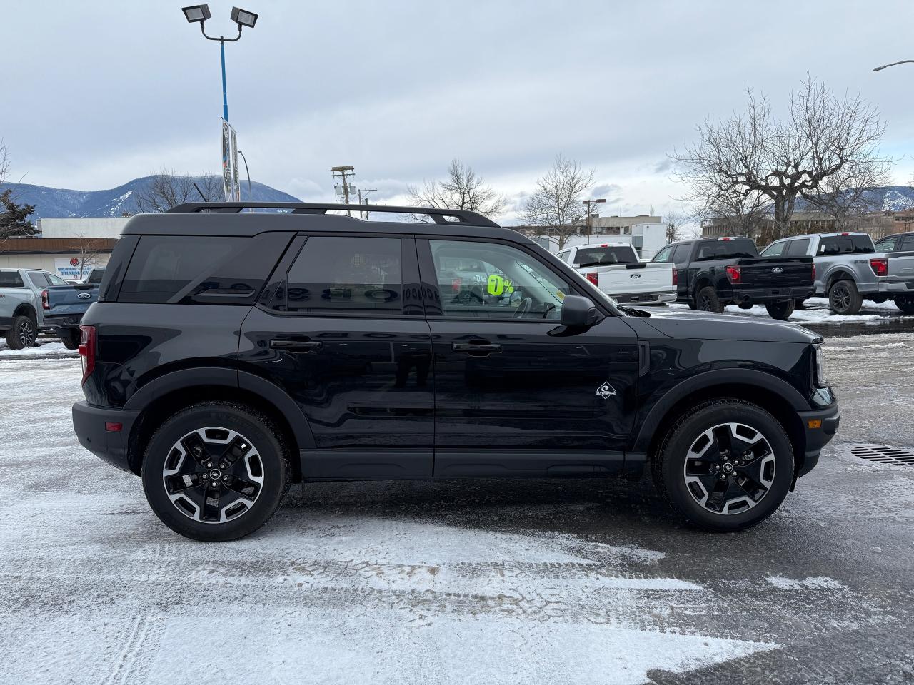 2023 Ford Bronco Sport Outer Banks Photo5