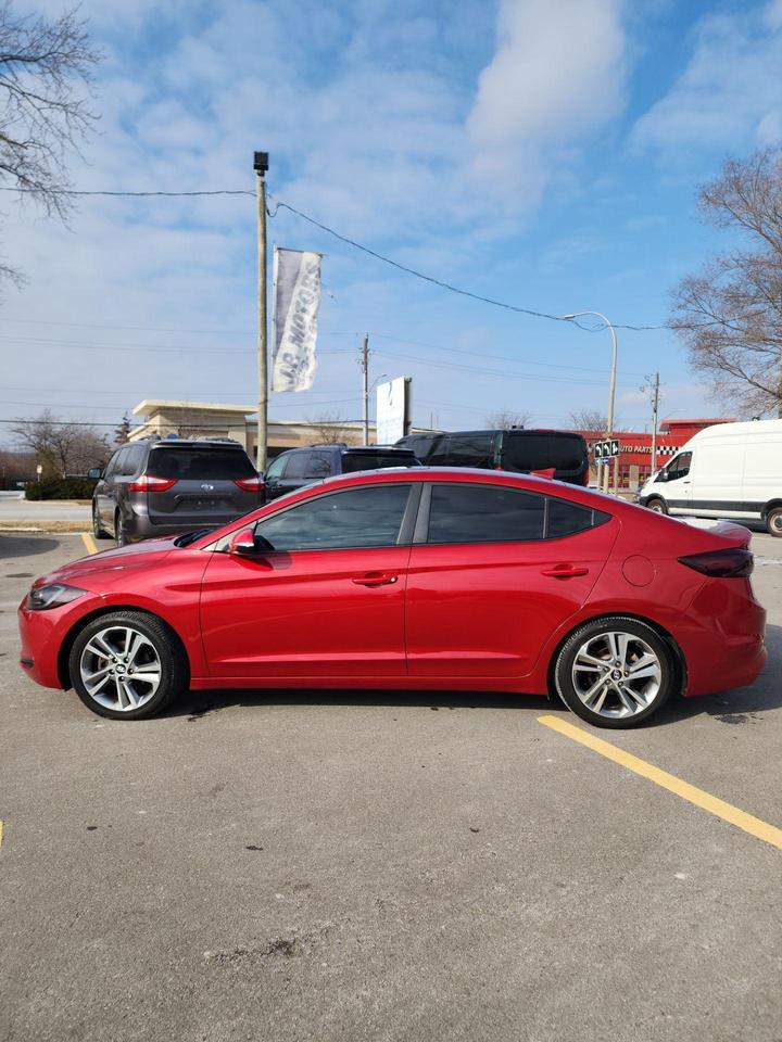 2017 Hyundai Elantra GLS Photo