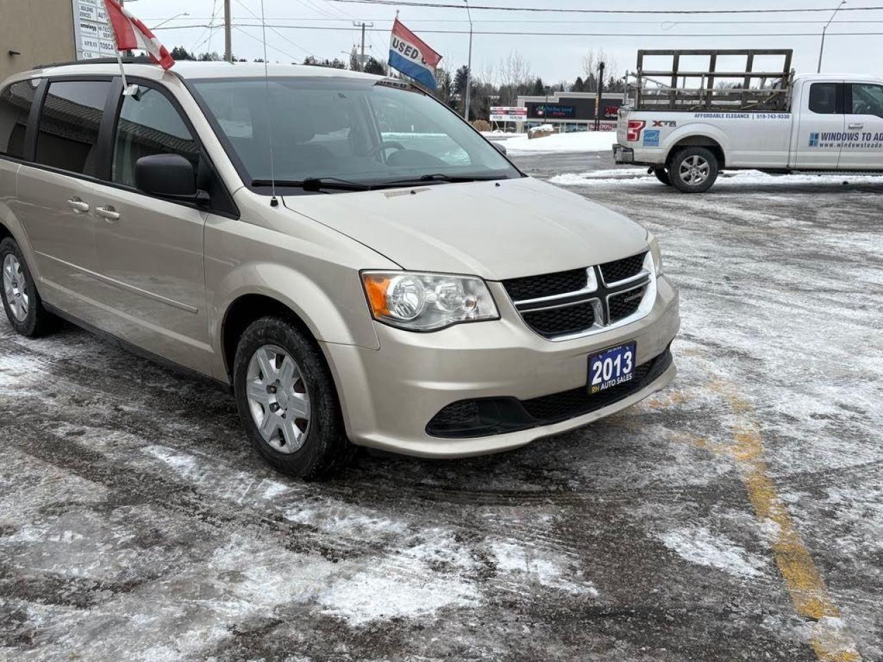 2013 Dodge Grand Caravan SE - Photo #2