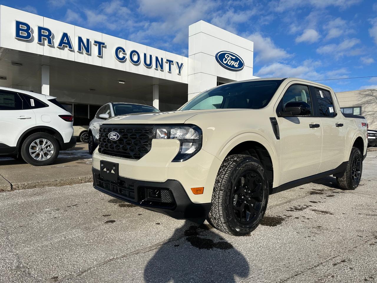 New 2025 Ford MAVERICK XLT AWD SUPERCREW for sale in Brantford, ON