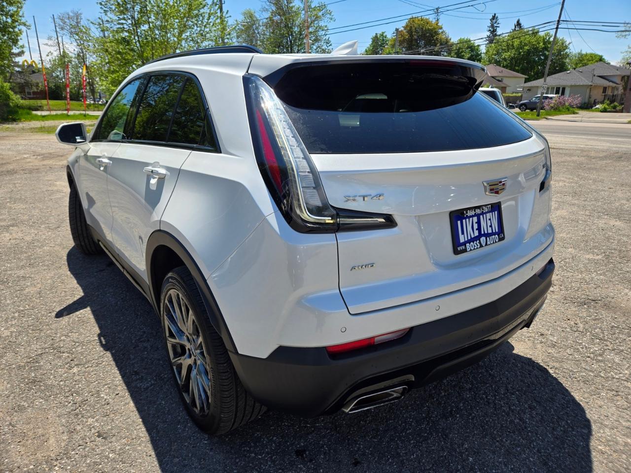 2020 Cadillac XT4 SPORT AWD Photo2