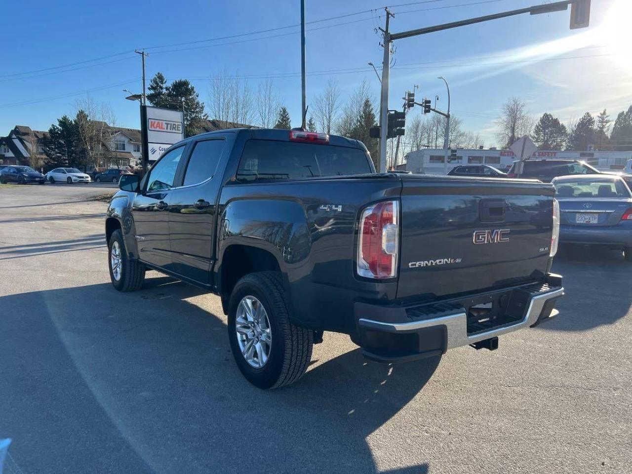 2020 GMC Canyon 4WD Crew Cab 128" SLE - Photo #7