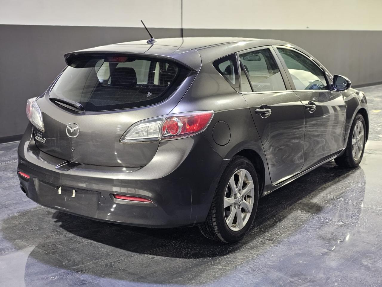 2011 Mazda MAZDA3 4dr HB Sport Auto GX - Photo #5