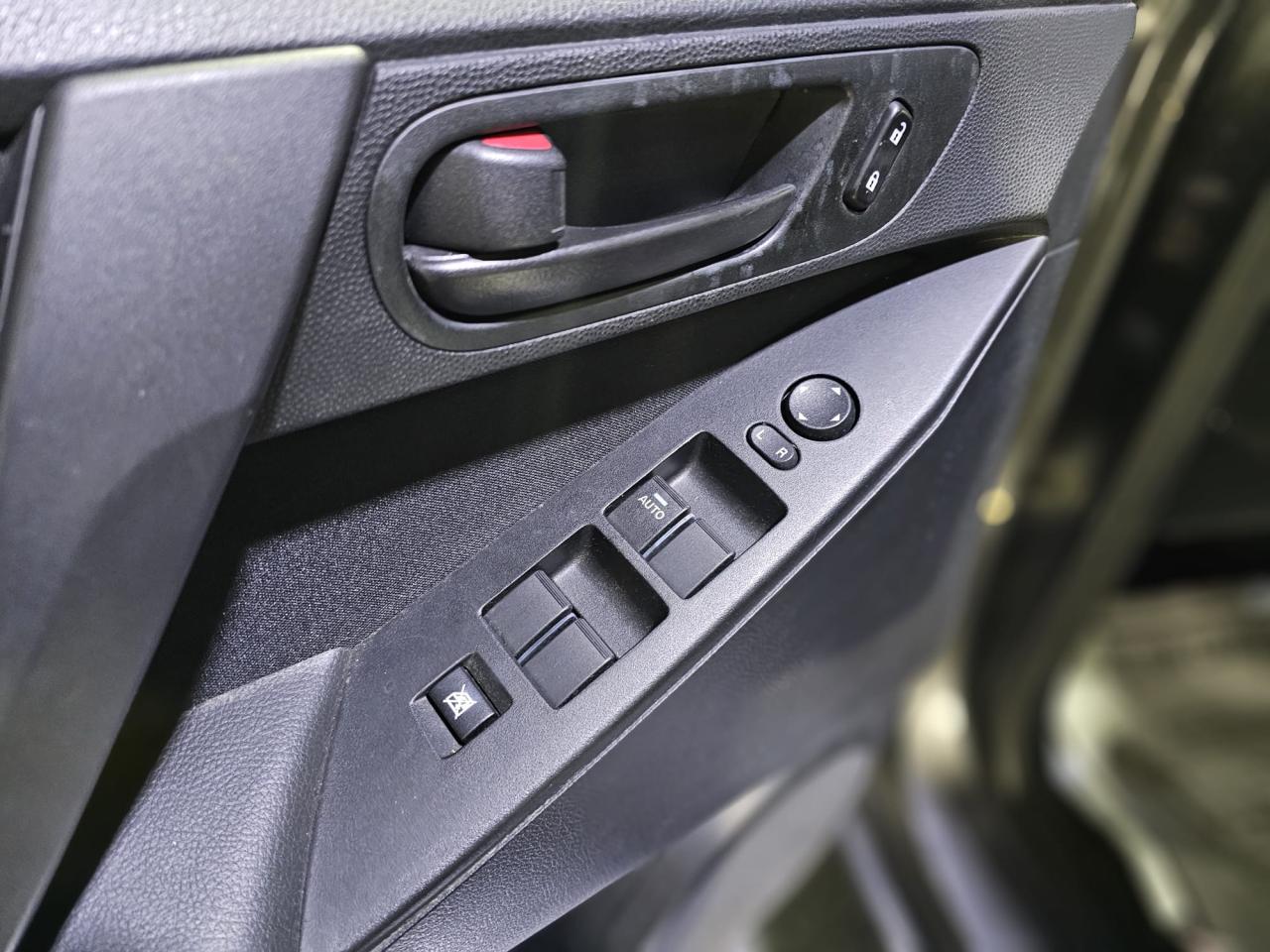 2011 Mazda MAZDA3 4dr HB Sport Auto GX - Photo #11