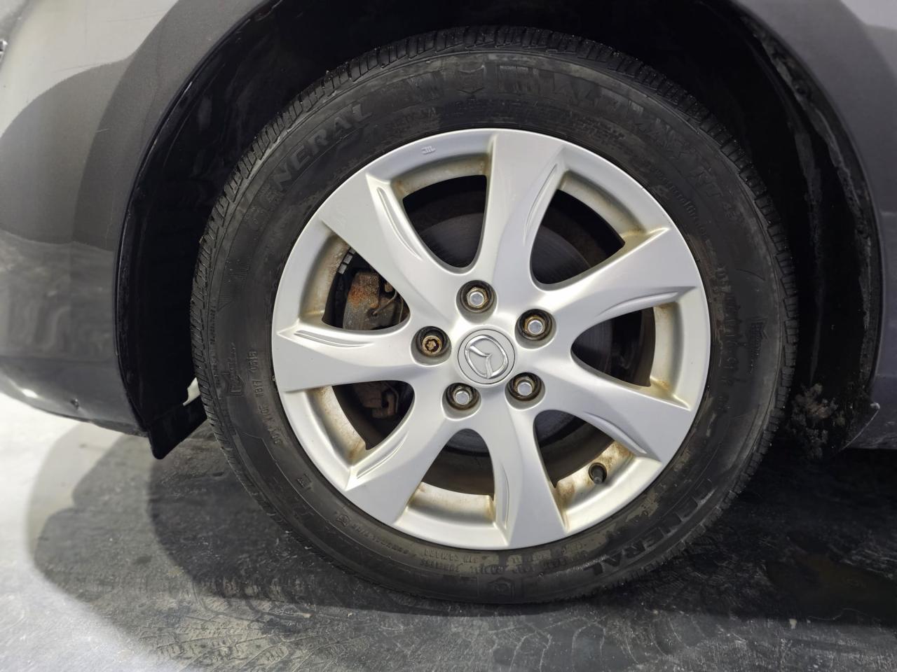 2011 Mazda MAZDA3 4dr HB Sport Auto GX - Photo #12