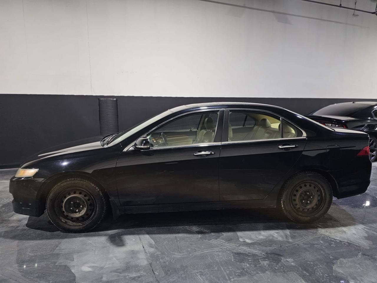 2006 Acura TSX 4dr Sdn Auto - Photo #2