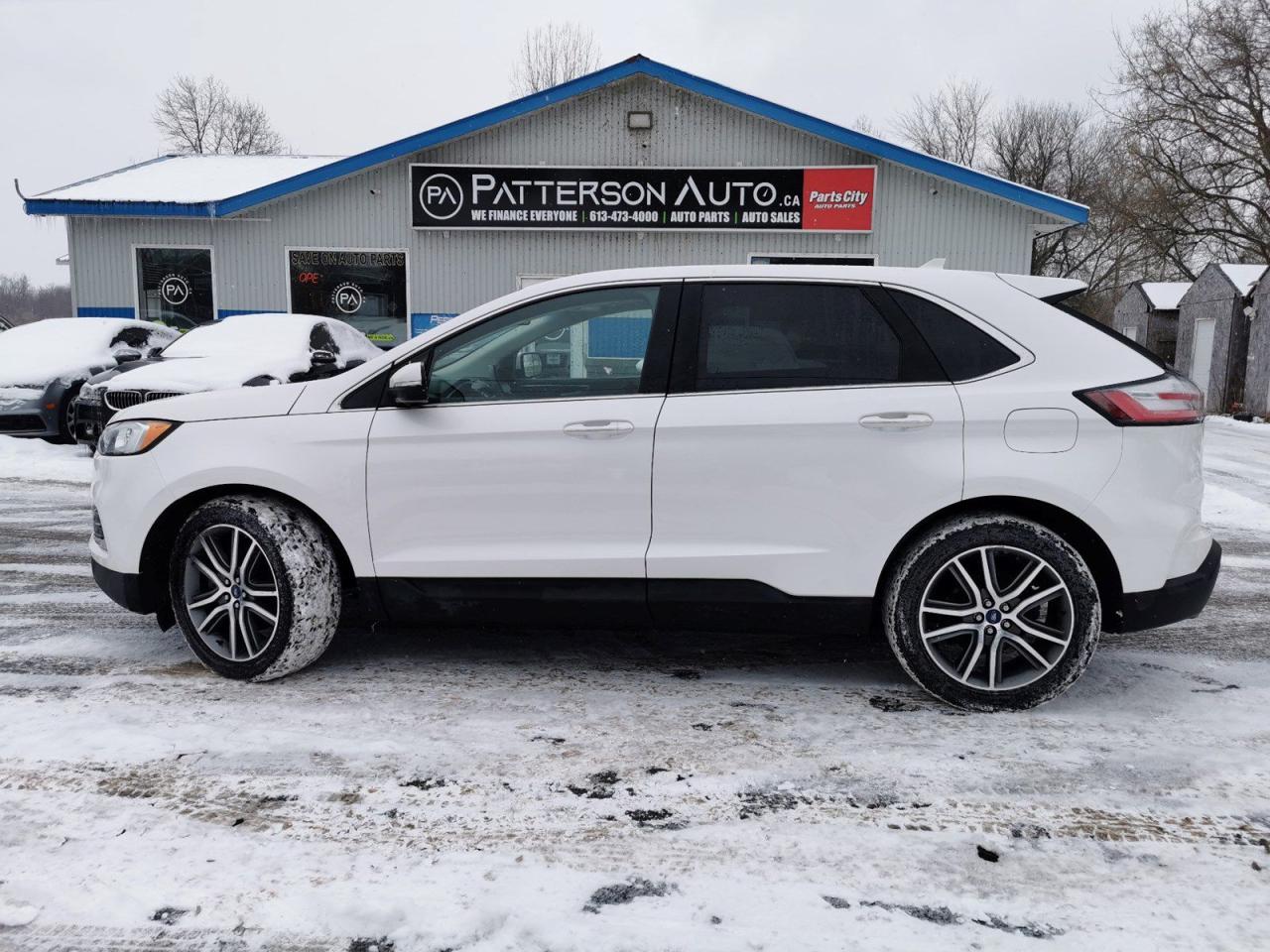 2019 Ford Edge Titanium AWD - Photo #2