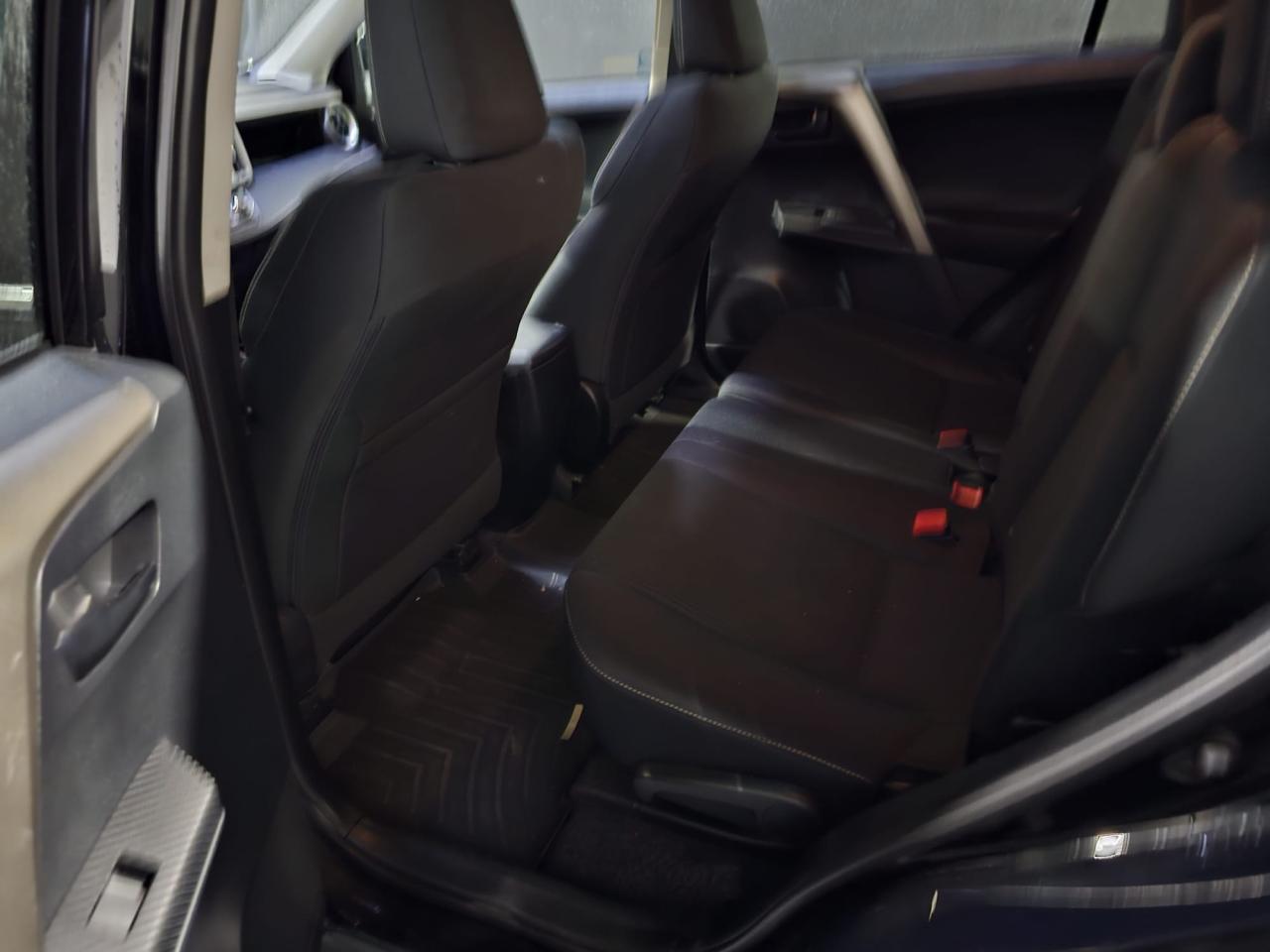 2013 Toyota RAV4 AWD 4dr XLE - Photo #18