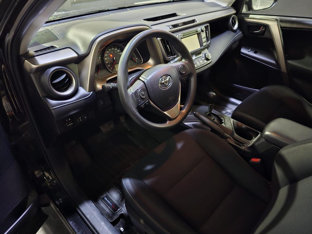 2013 Toyota RAV4 AWD 4dr XLE - Photo #9