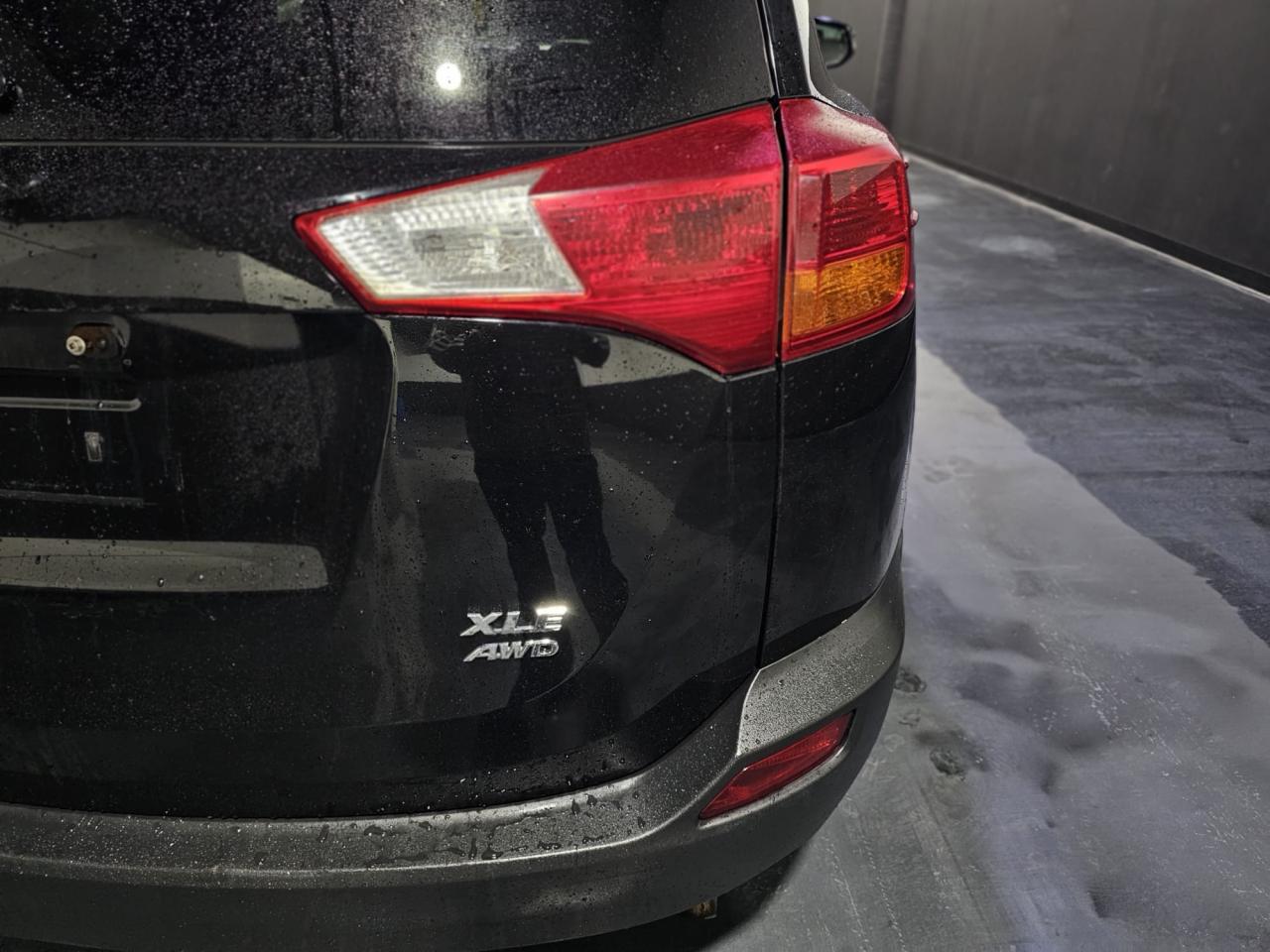 2013 Toyota RAV4 AWD 4dr XLE - Photo #15