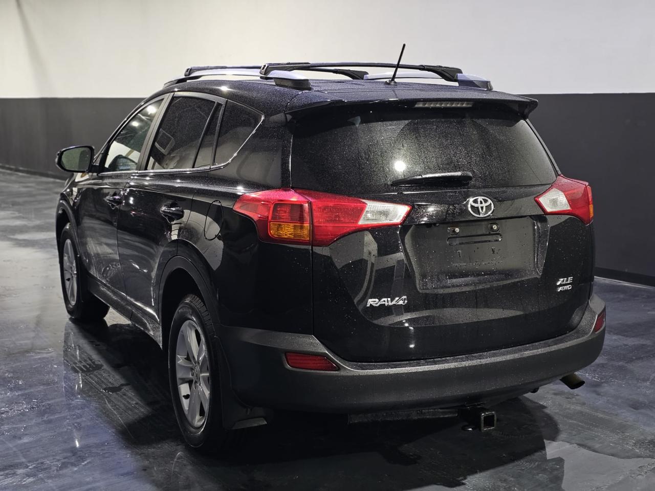 2013 Toyota RAV4 AWD 4dr XLE - Photo #3
