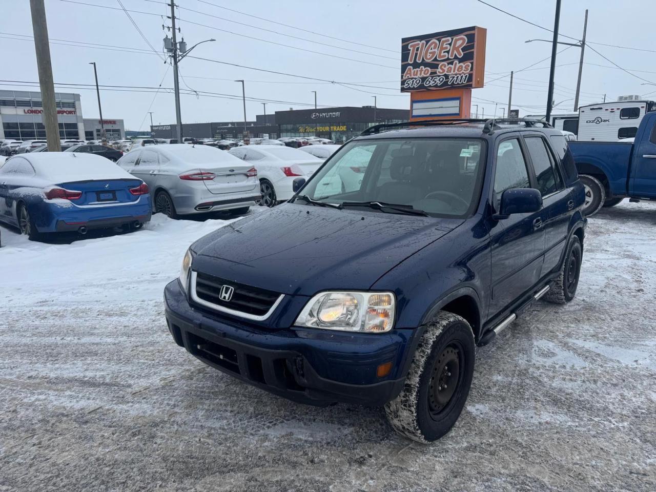 Used 2000 Honda CR-V  for sale in London, ON