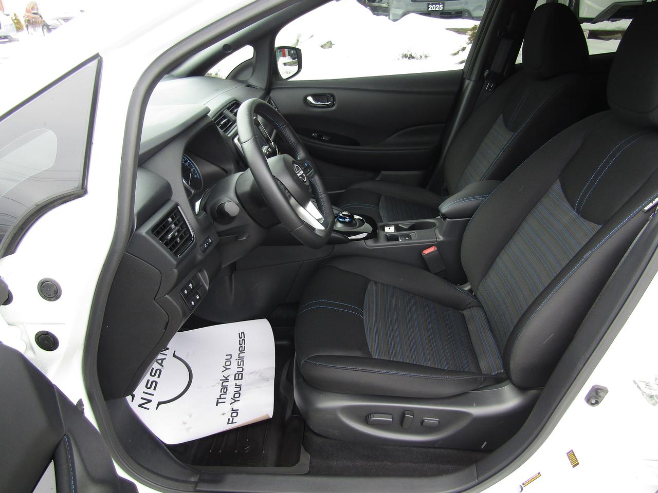 2023 Nissan Leaf SV PLUS Photo
