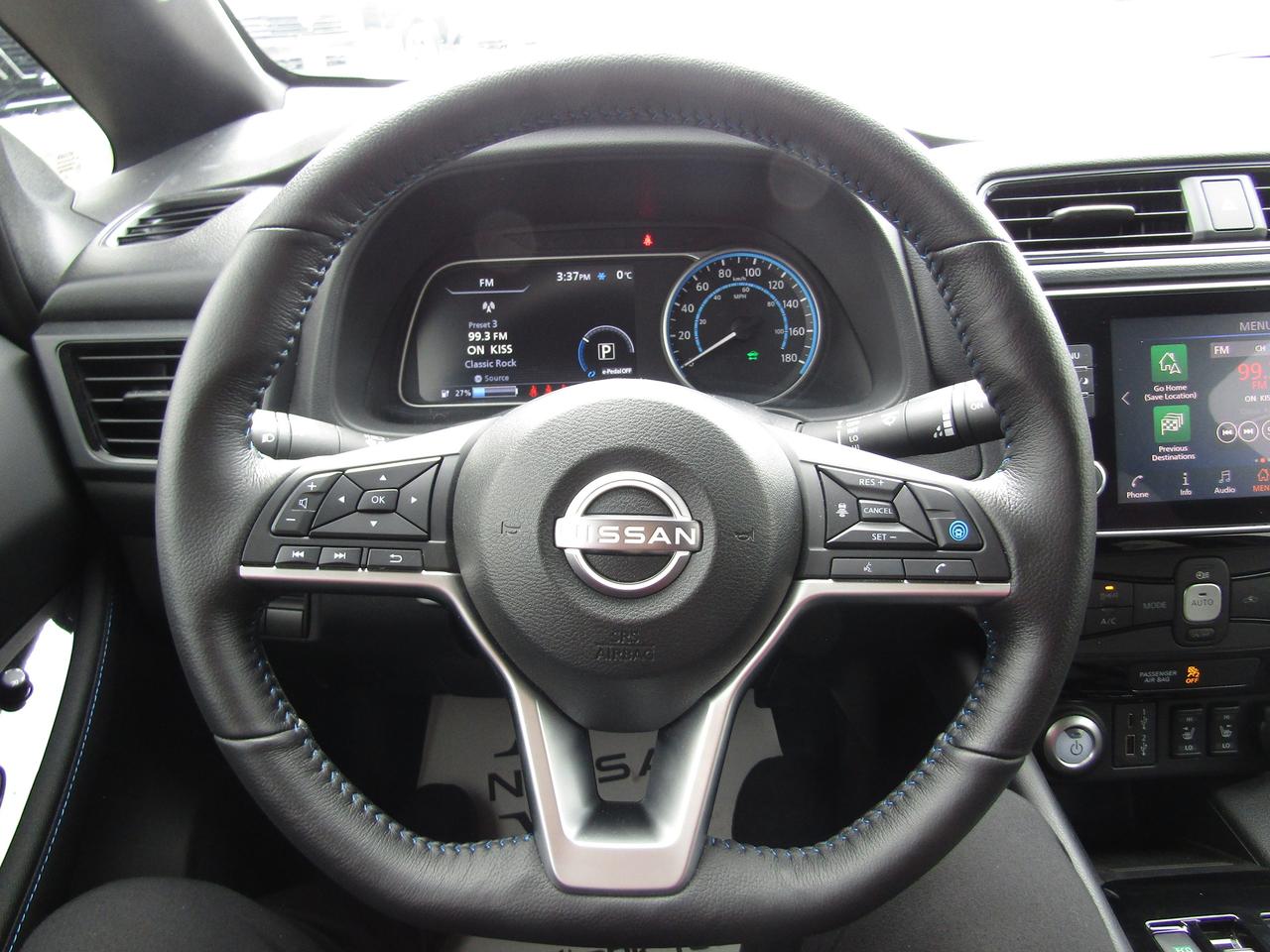 2023 Nissan Leaf SV PLUS Photo
