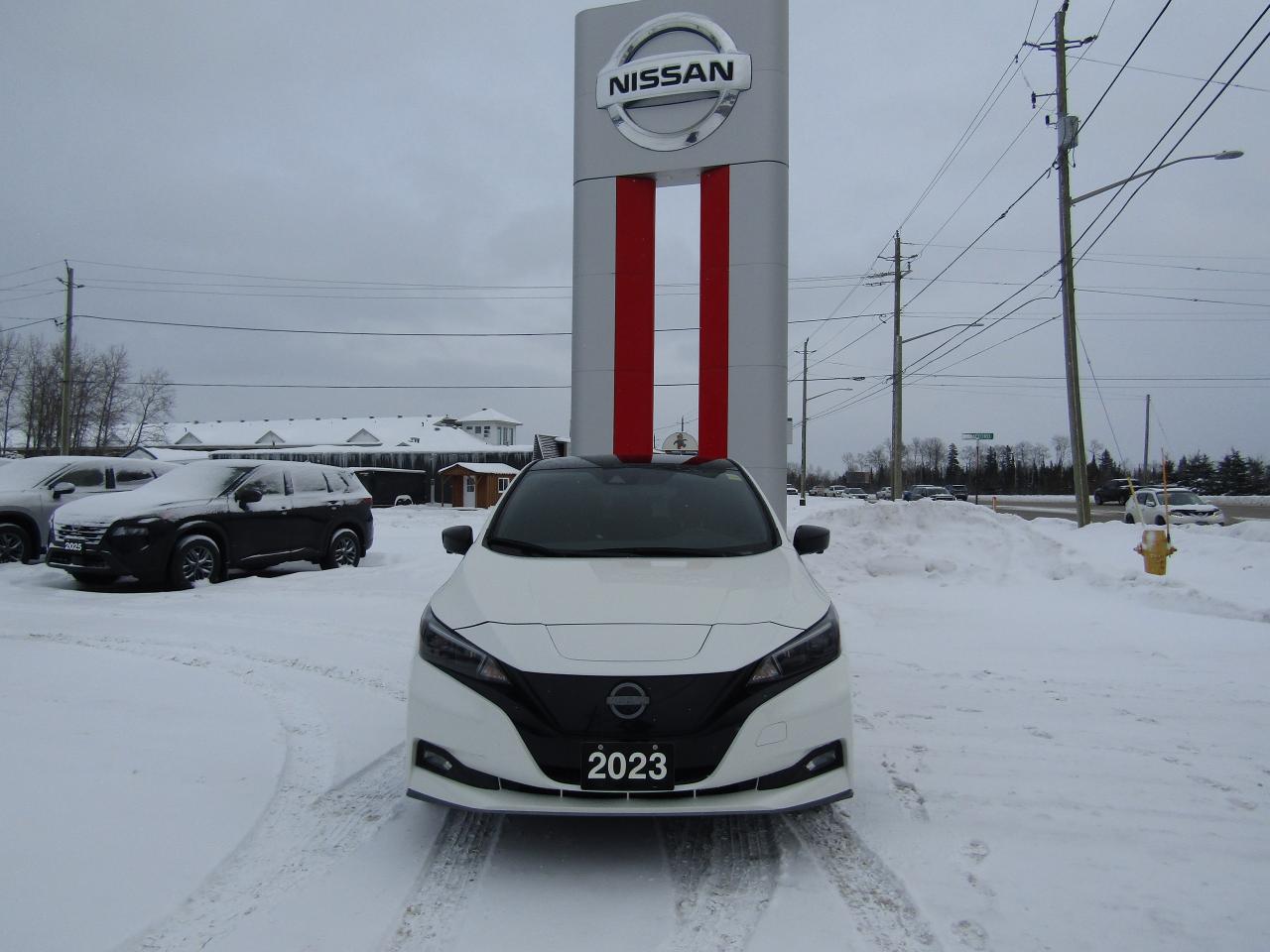 2023 Nissan Leaf SV PLUS Photo