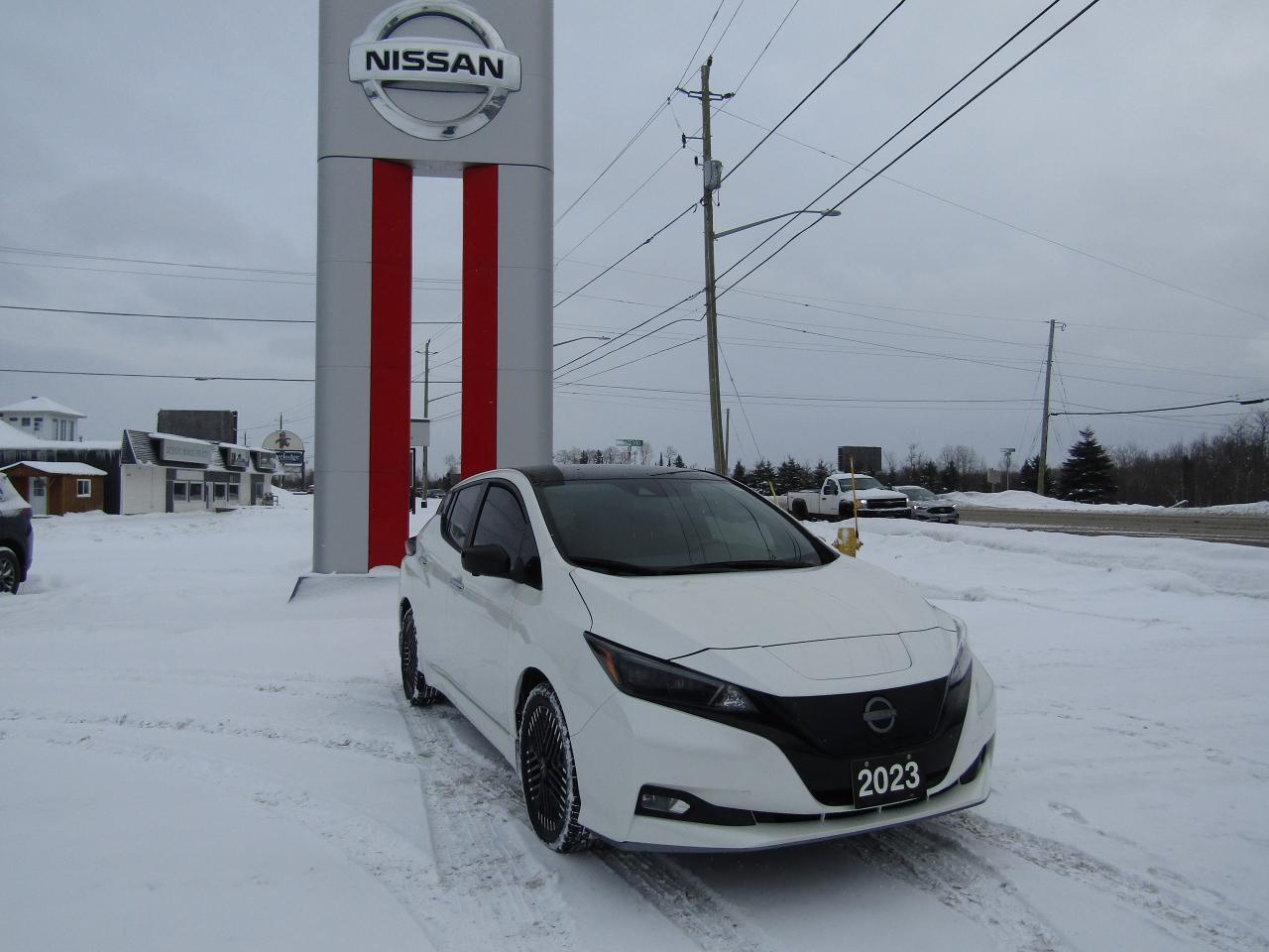 2023 Nissan Leaf SV PLUS Photo2